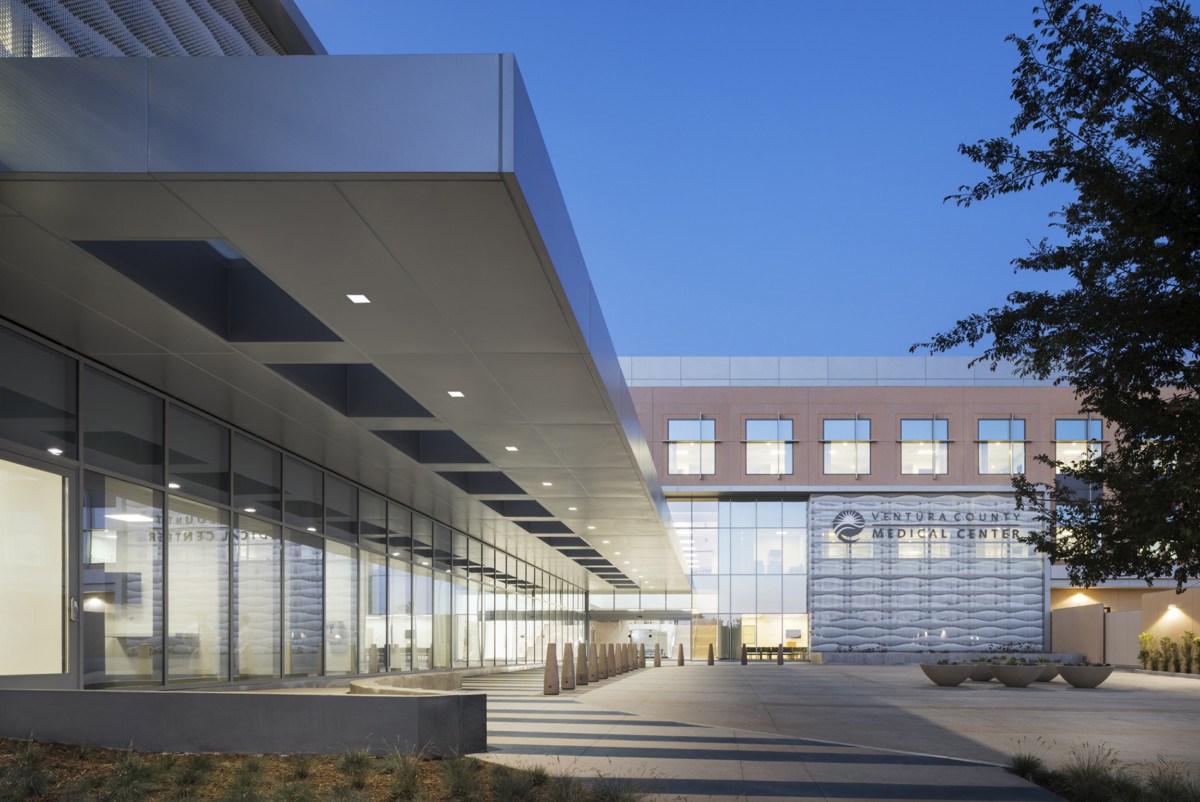 HOKDesigned Ventura County Medical Center Replacement Wing Opens HOK