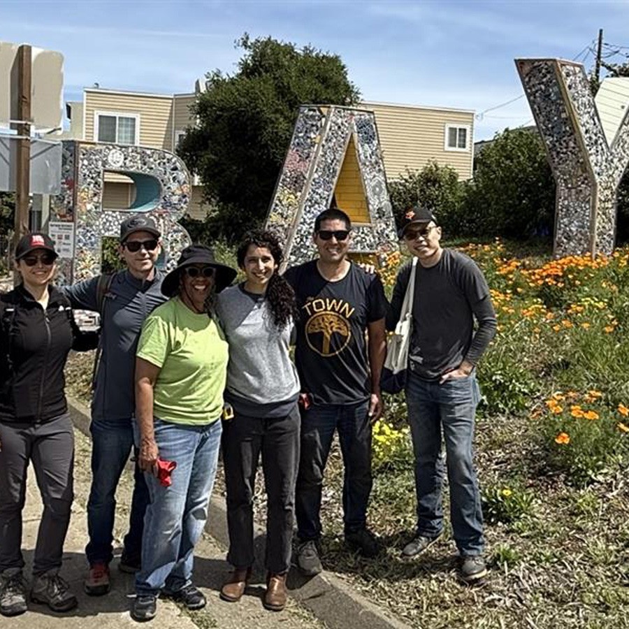 HOK San Francisco volunteering at Bayview Park
