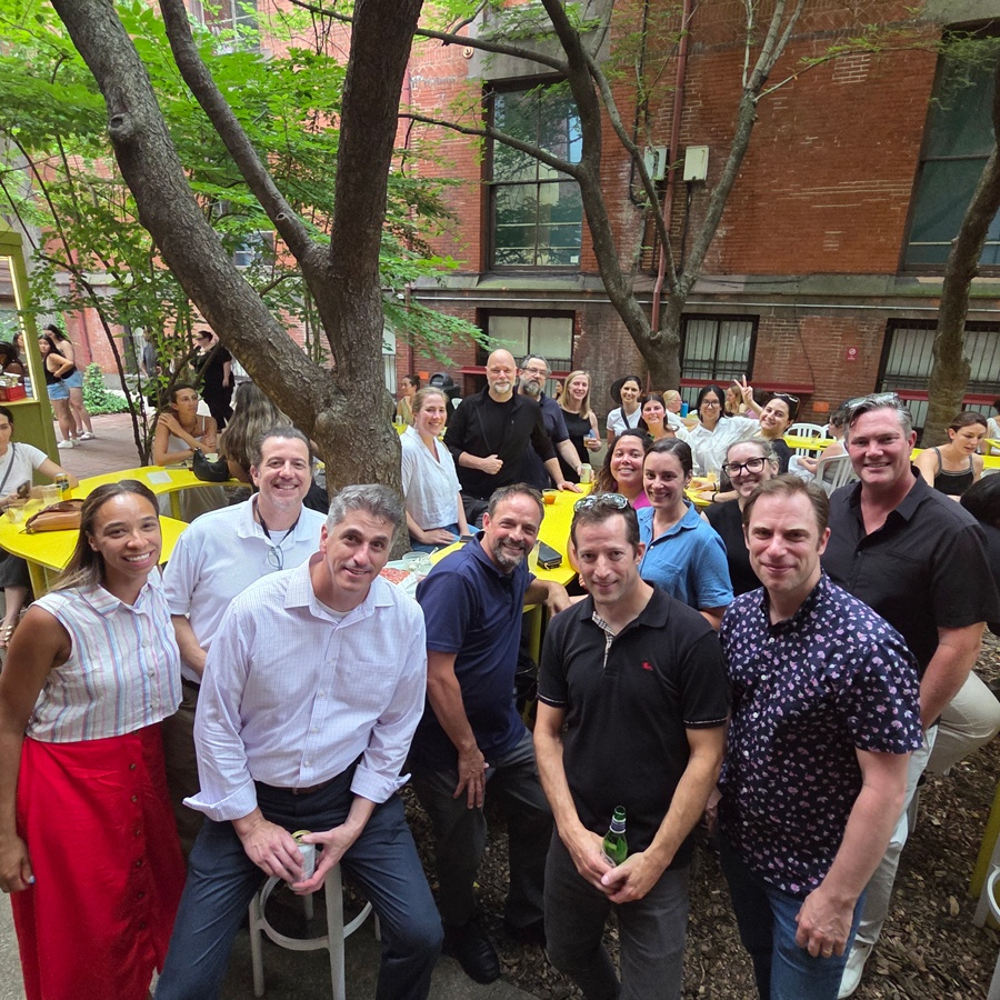 HOK Philadelphia happy hour