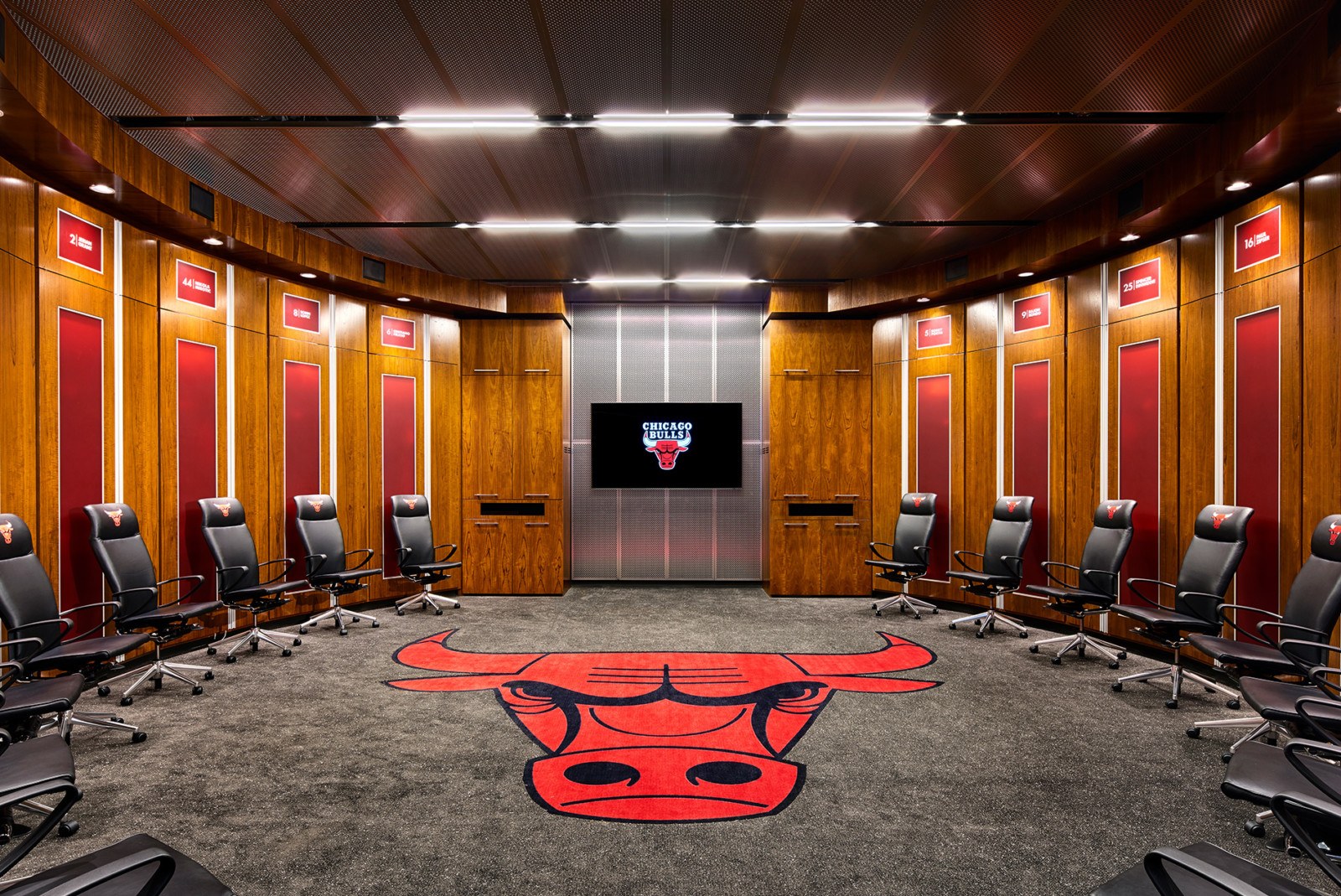 Chicago Bulls Locker Room - Near West Side - United Center