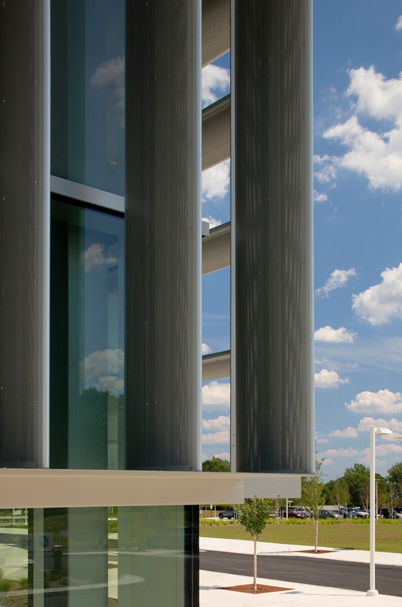 BMW of North America Technical Training Center - HOK