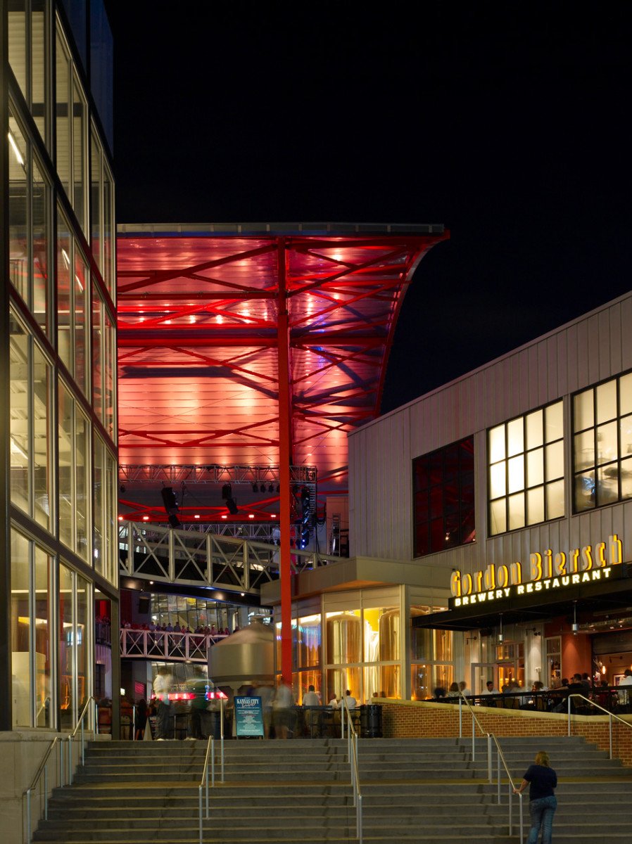 Kansas City Power & Light District HOK