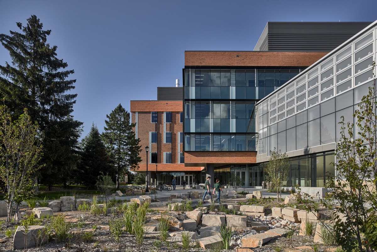 University of WisconsinStevens Point Biology and Chemistry Academic