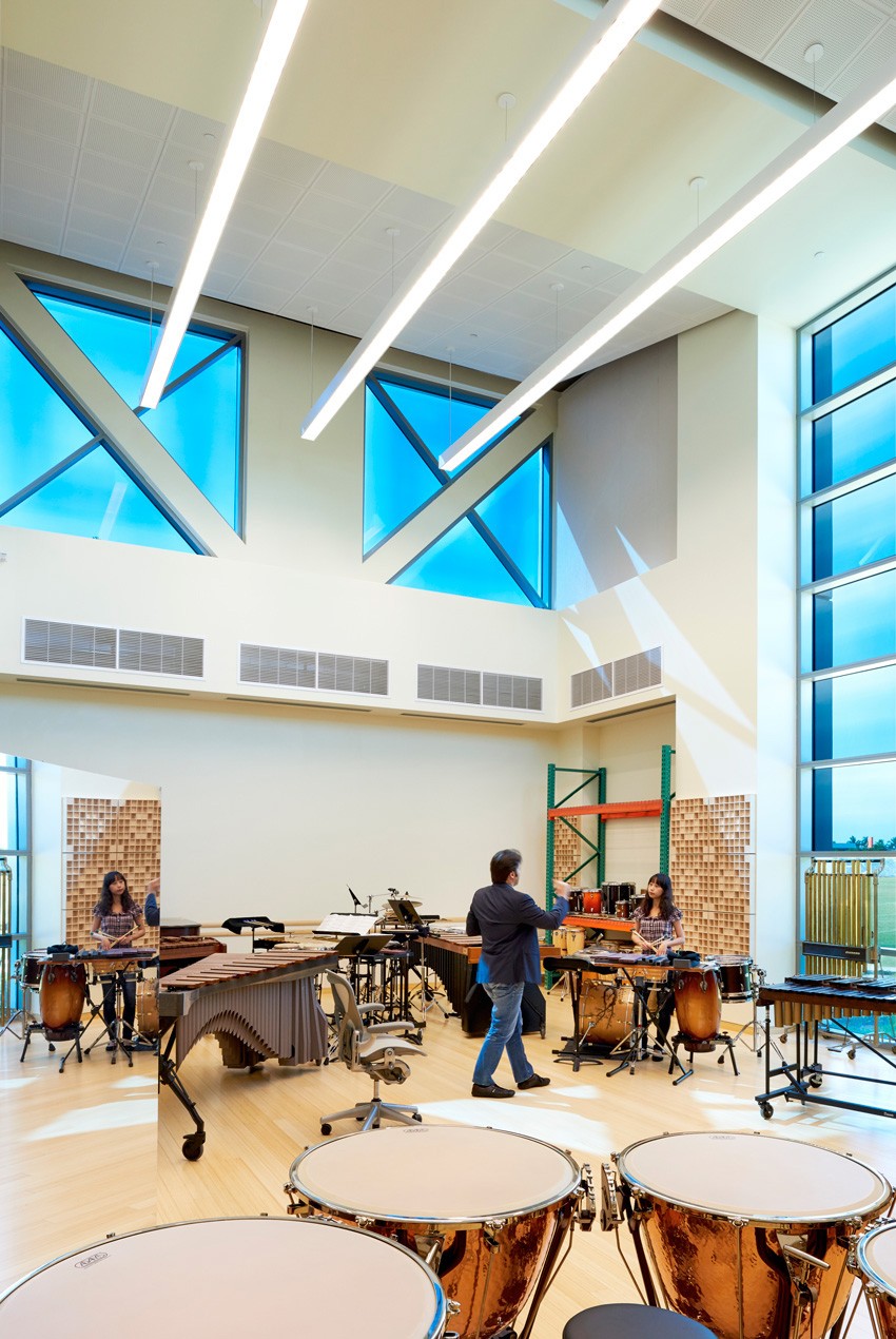 University of Miami Patricia Louise Frost Music Studios HOK