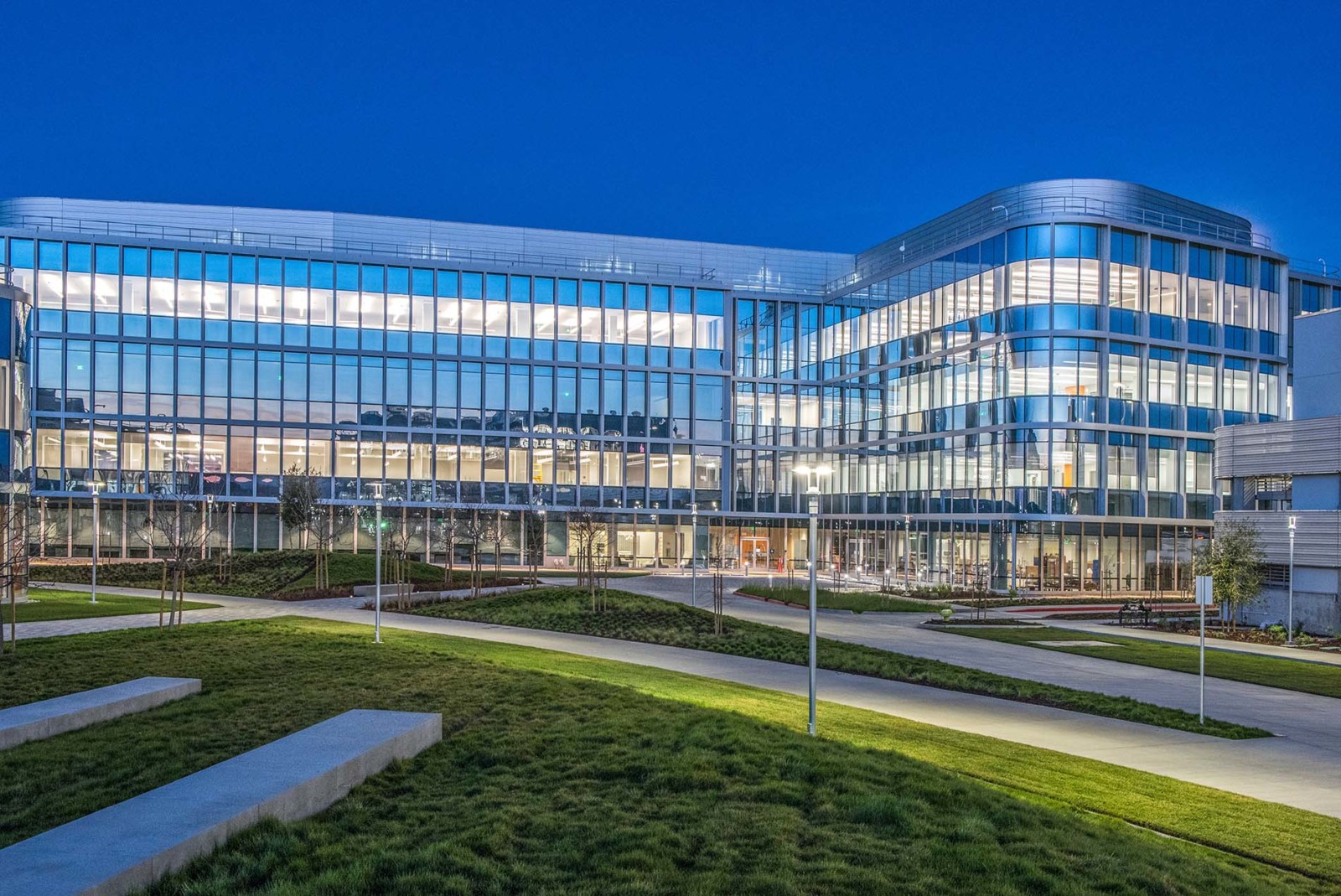 BioMed Realty Life Sciences Campus - HOK