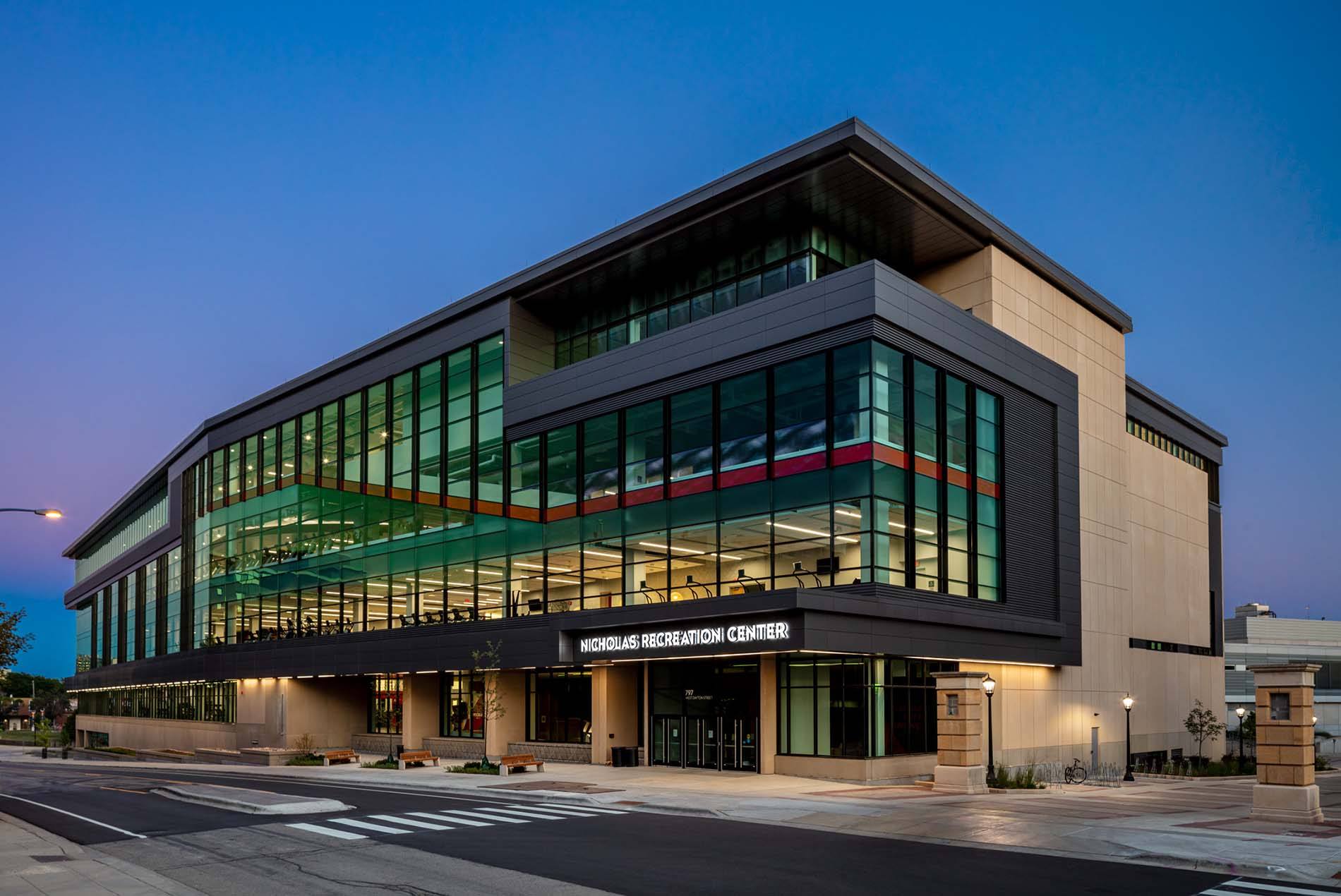 University of Wisconsin-Madison Nicholas Recreation Center - HOK