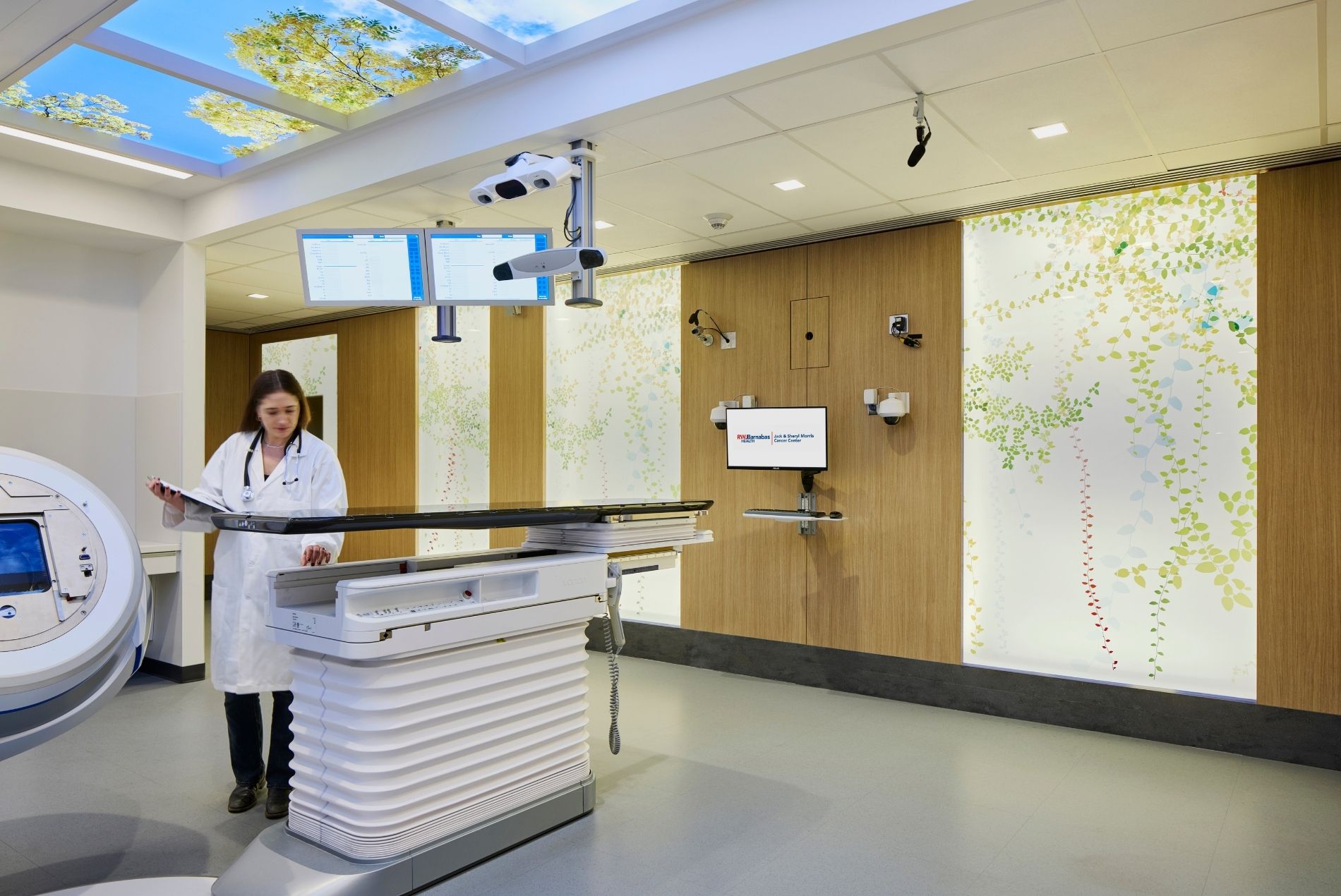 Jack & Sheryl Morris Cancer Center interior imaging