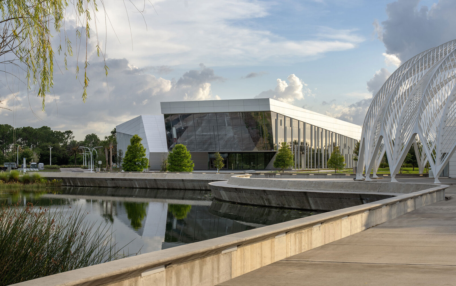 Florida Polytechnic University Applied Research Center HOK