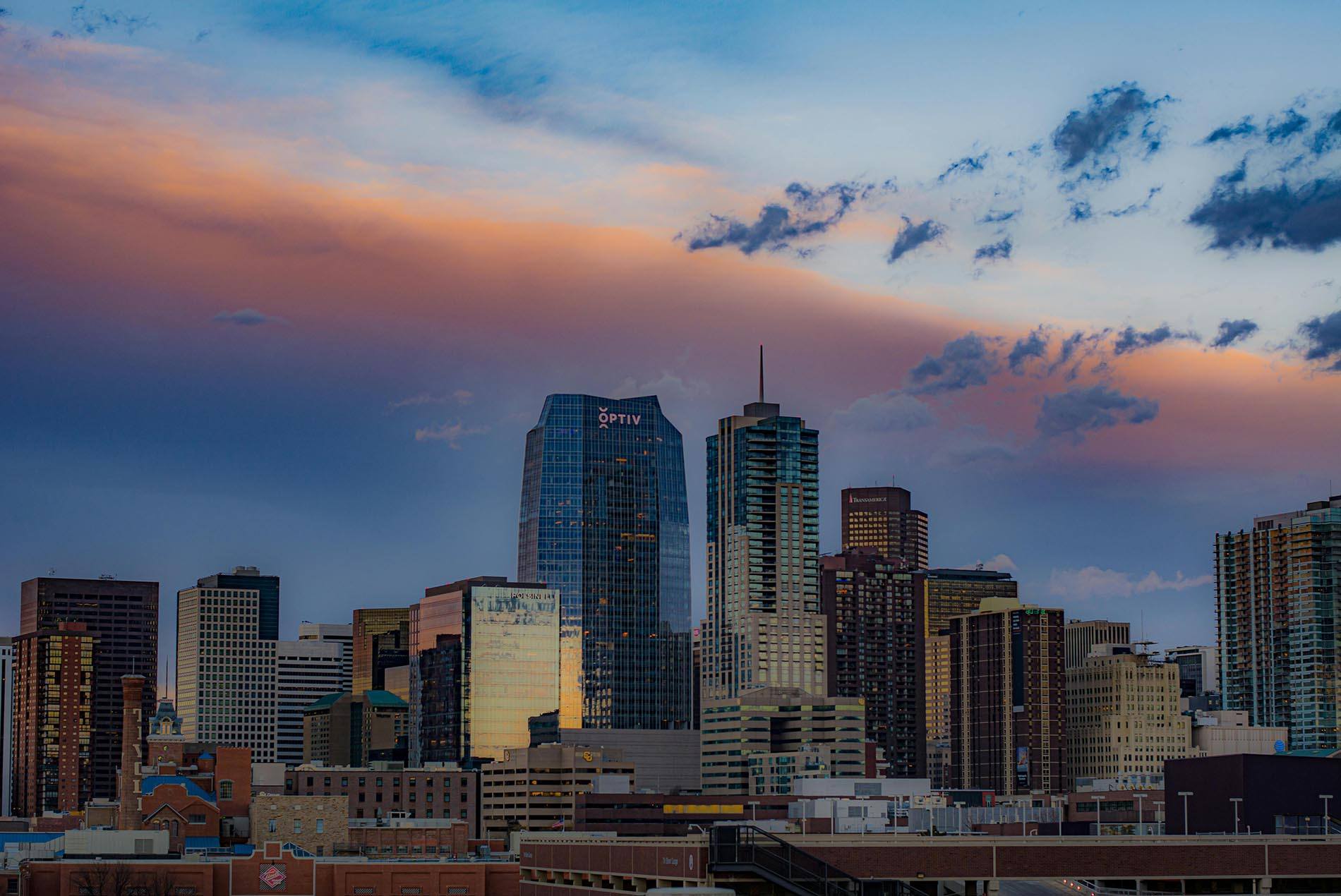 Skyline Denver pexels 1900x1270 2