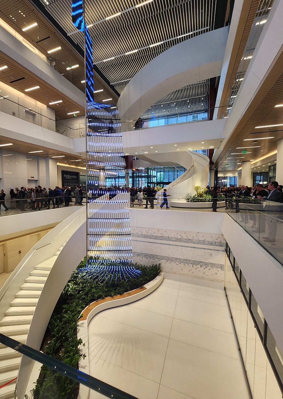 Second atrium view of the Jack & Sheryl Morris Cancer Center, designed by HOK