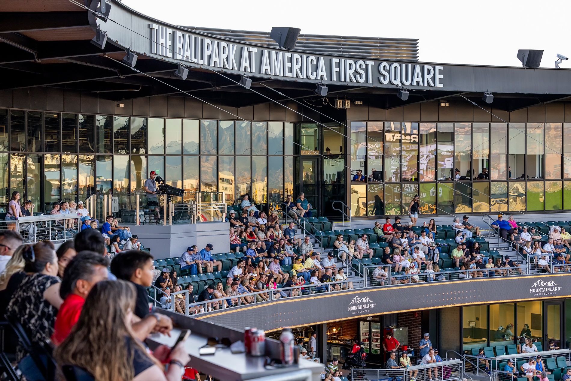 20250726 DIG 0811 MAS Salt Lake Bees Celebrate Inaugural Season at The Ballpark at America First Square