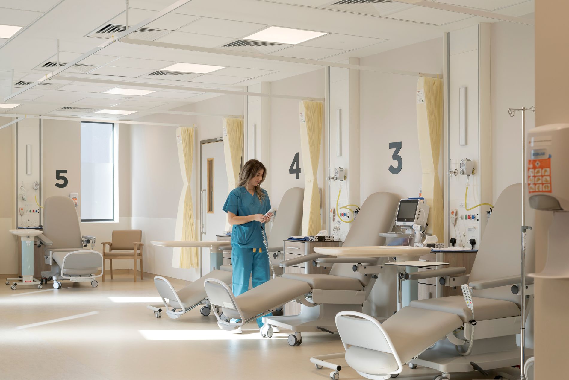 Bon Secours Limerick nurse patient beds Bon Secours Health Opens New Hospital in Limerick, Ireland