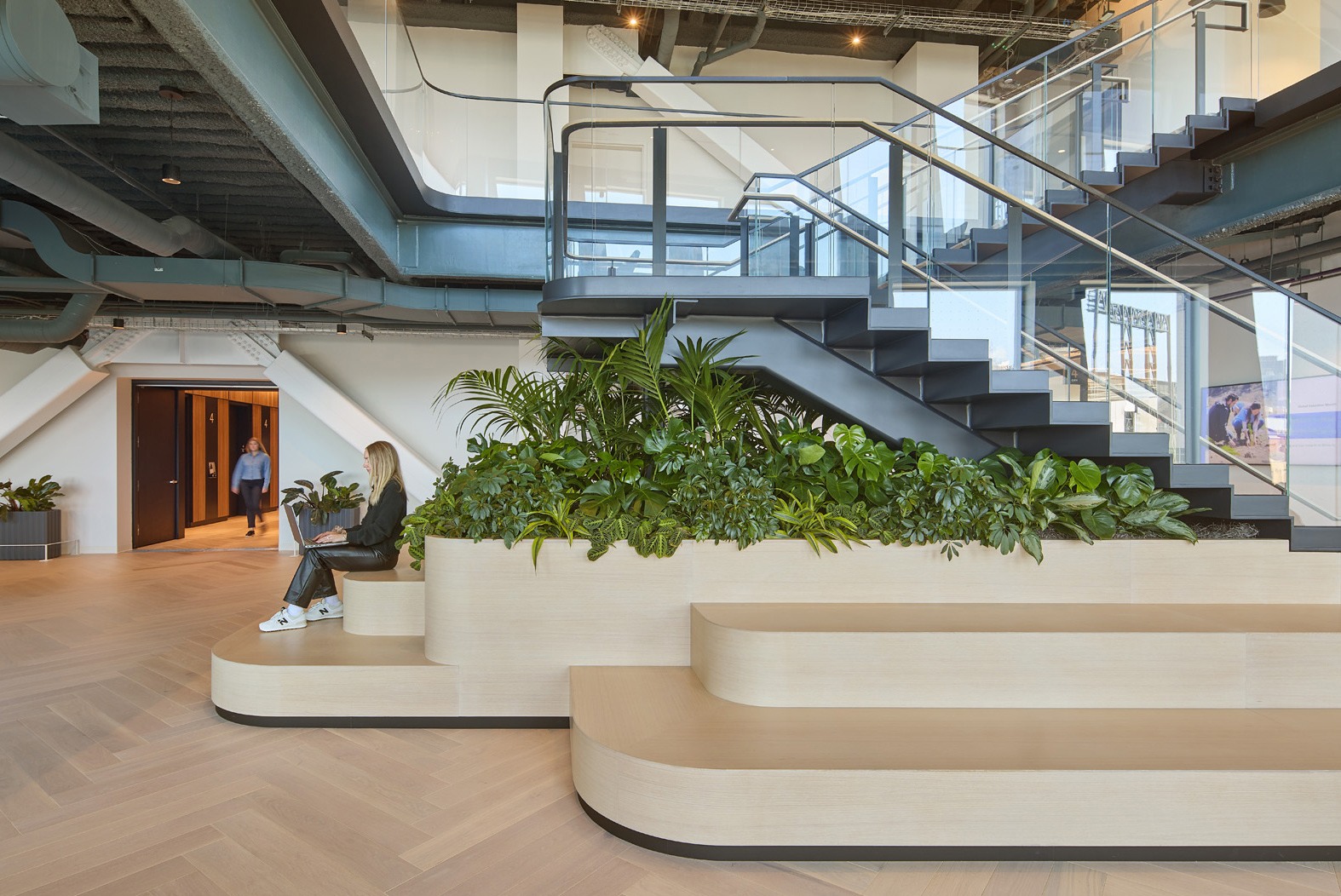 Global Headquarters in San Francisco interiors designed by HOK