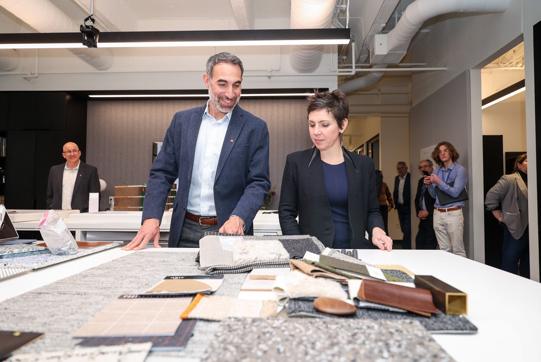 Ribbon Cutting Brad Mayor in Design Materials Library 1900x1270 1 HOK Celebrates St. Louis Studio Move