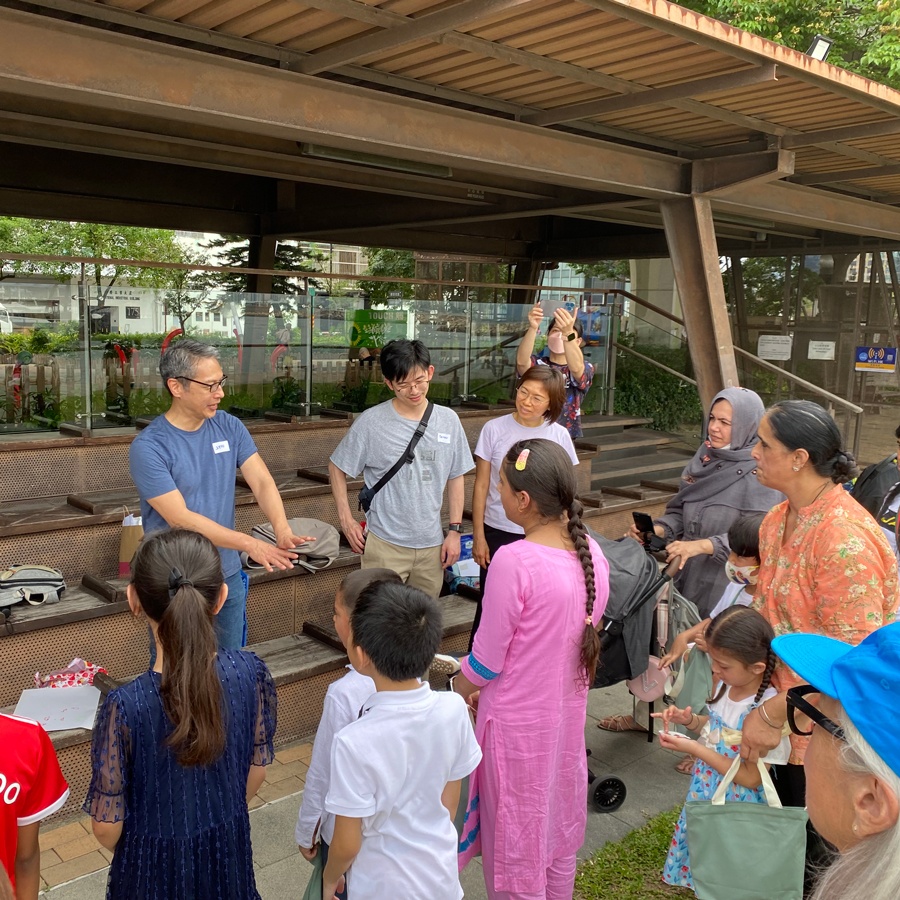 HOK employees in Hong Kong at a volunteer event