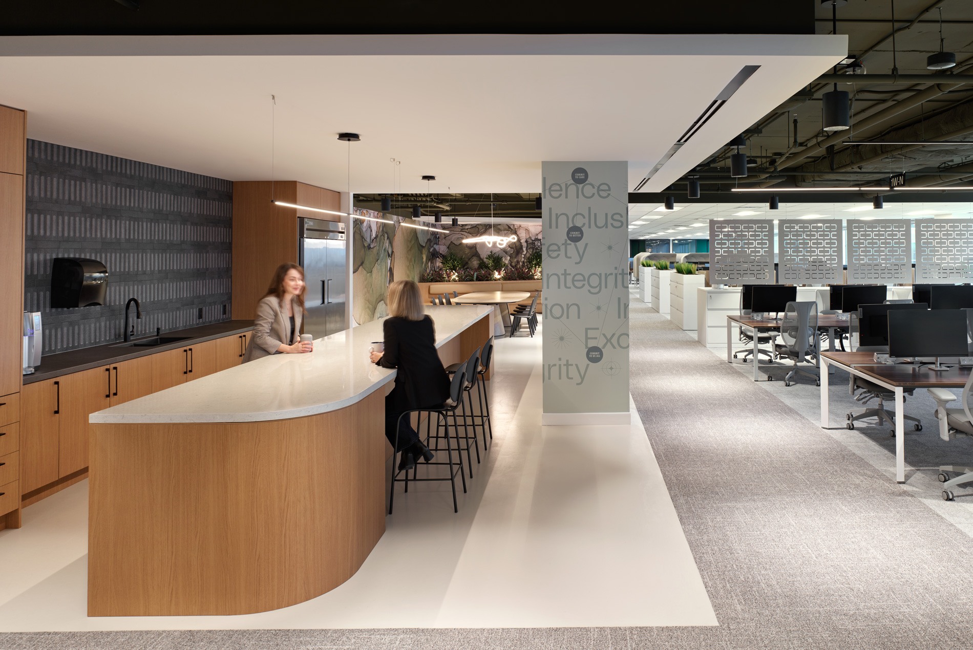 Pantry space next to workstations at HOK-designed Ontario Power Generation headquarters