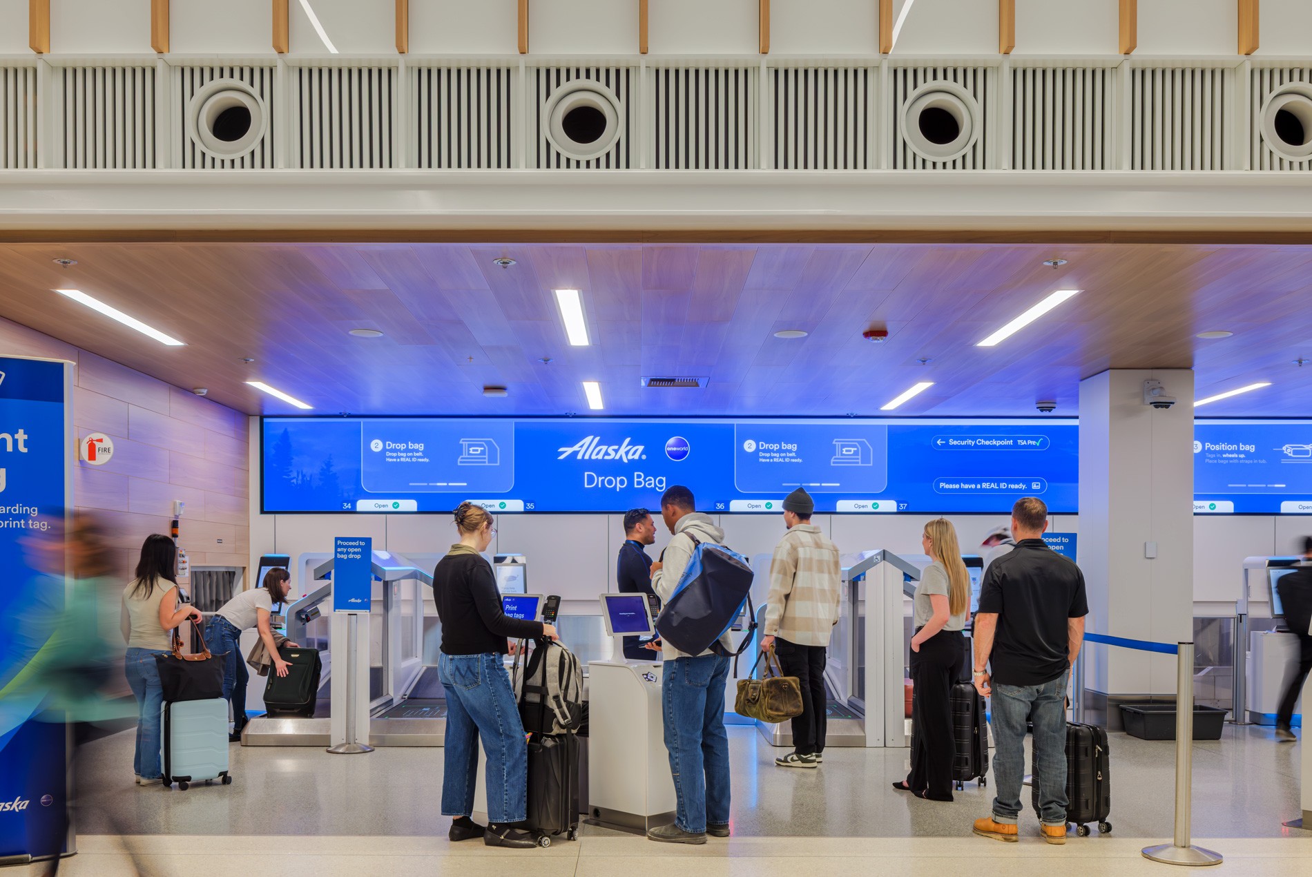Modernized check-in hall and bag drop by HOK for Alaska Airlines in the North Main Terminal at Seattle-Tacoma International Airport