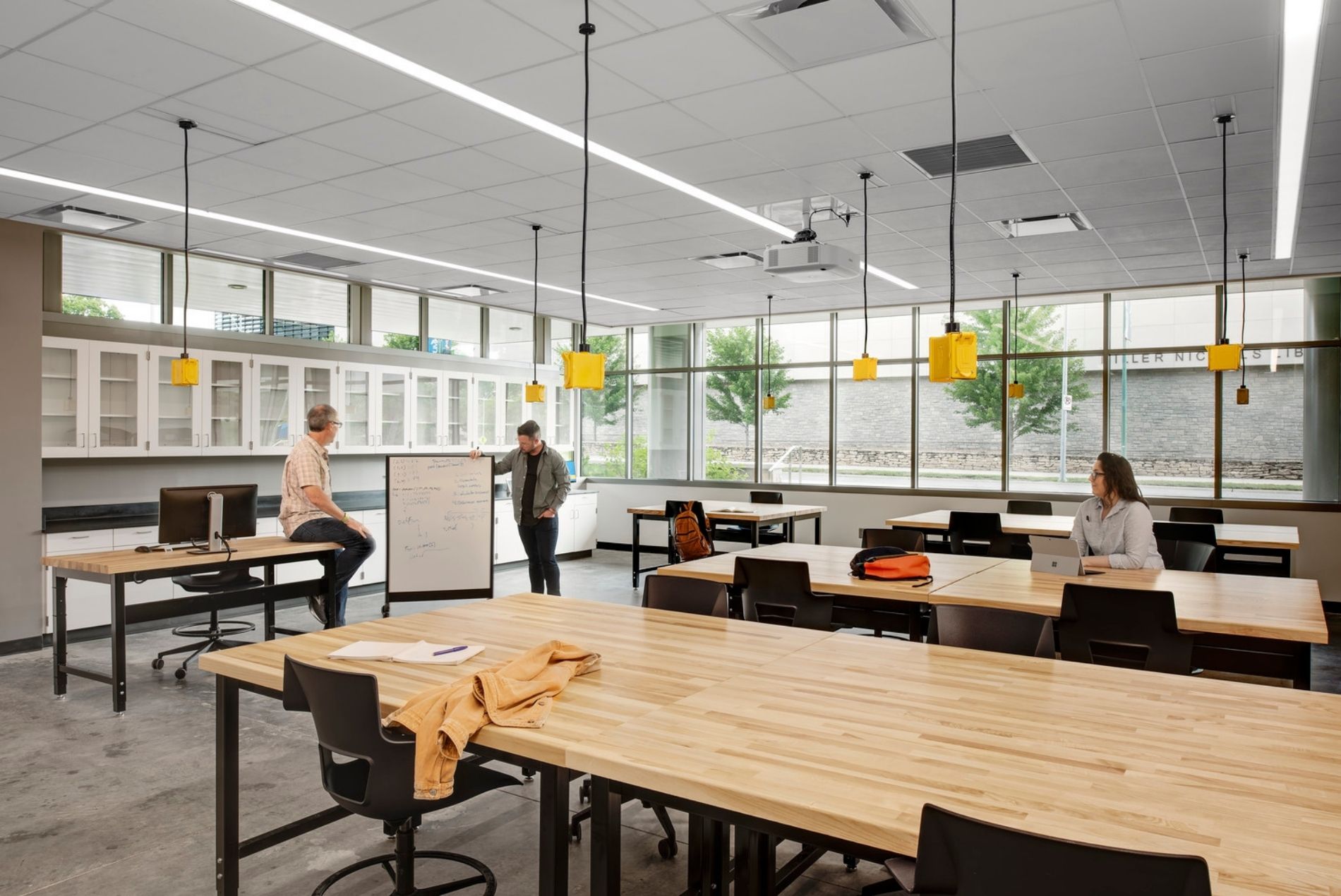 UMKC Robert W. Plaster Free Enterprise and Research Center interior classroom