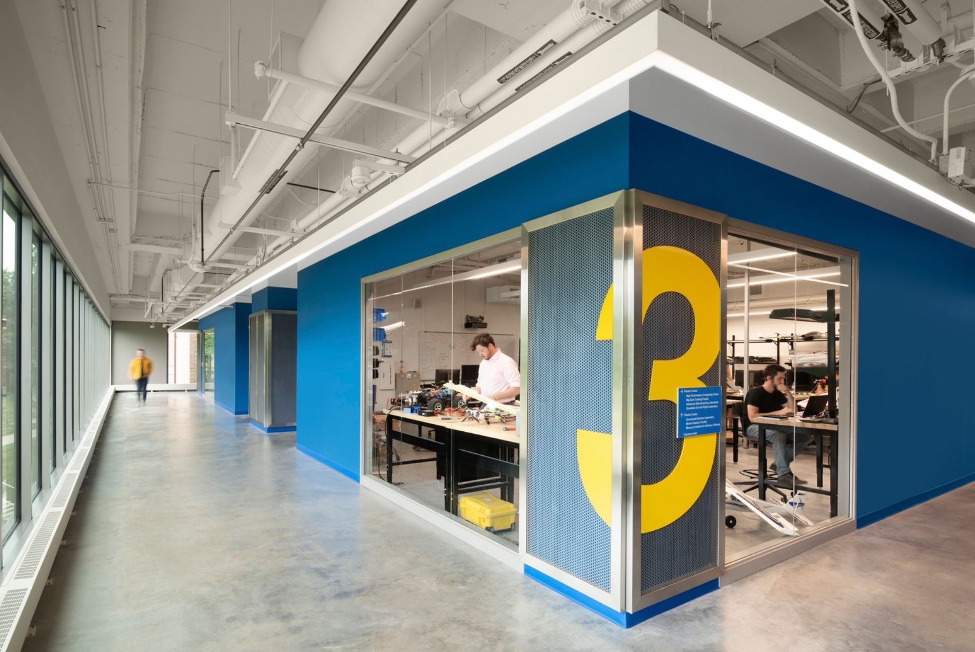 UMKC Robert W. Plaster Free Enterprise and Research Center interior labs