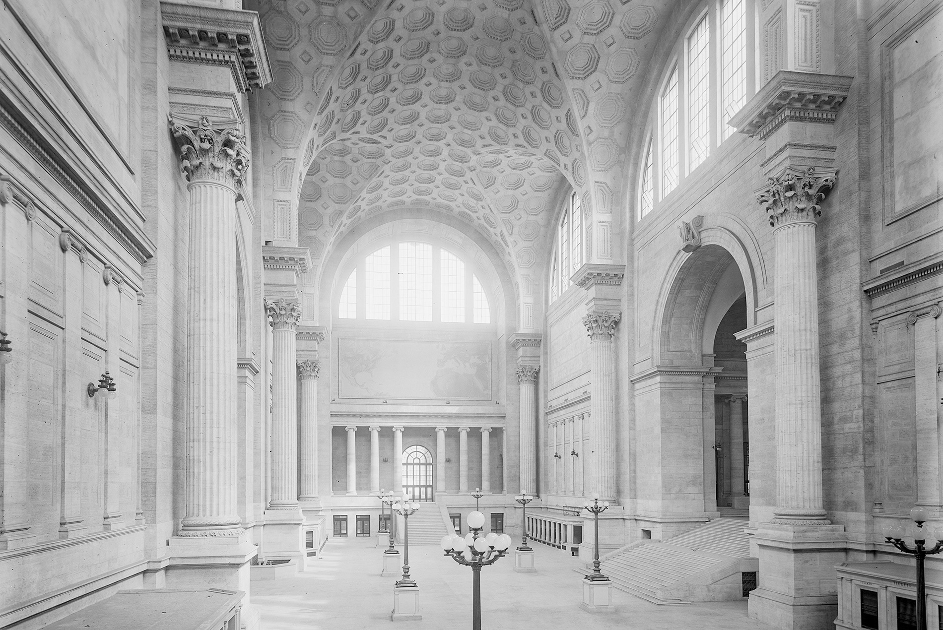 The main waiting room of the original Pennsylvania Station, circa 1910. McKim, Mead & White’s masterpiece was demolished in 1963. (Detroit Publishing Co. / Library of Congress, Prints & Photographs Division)