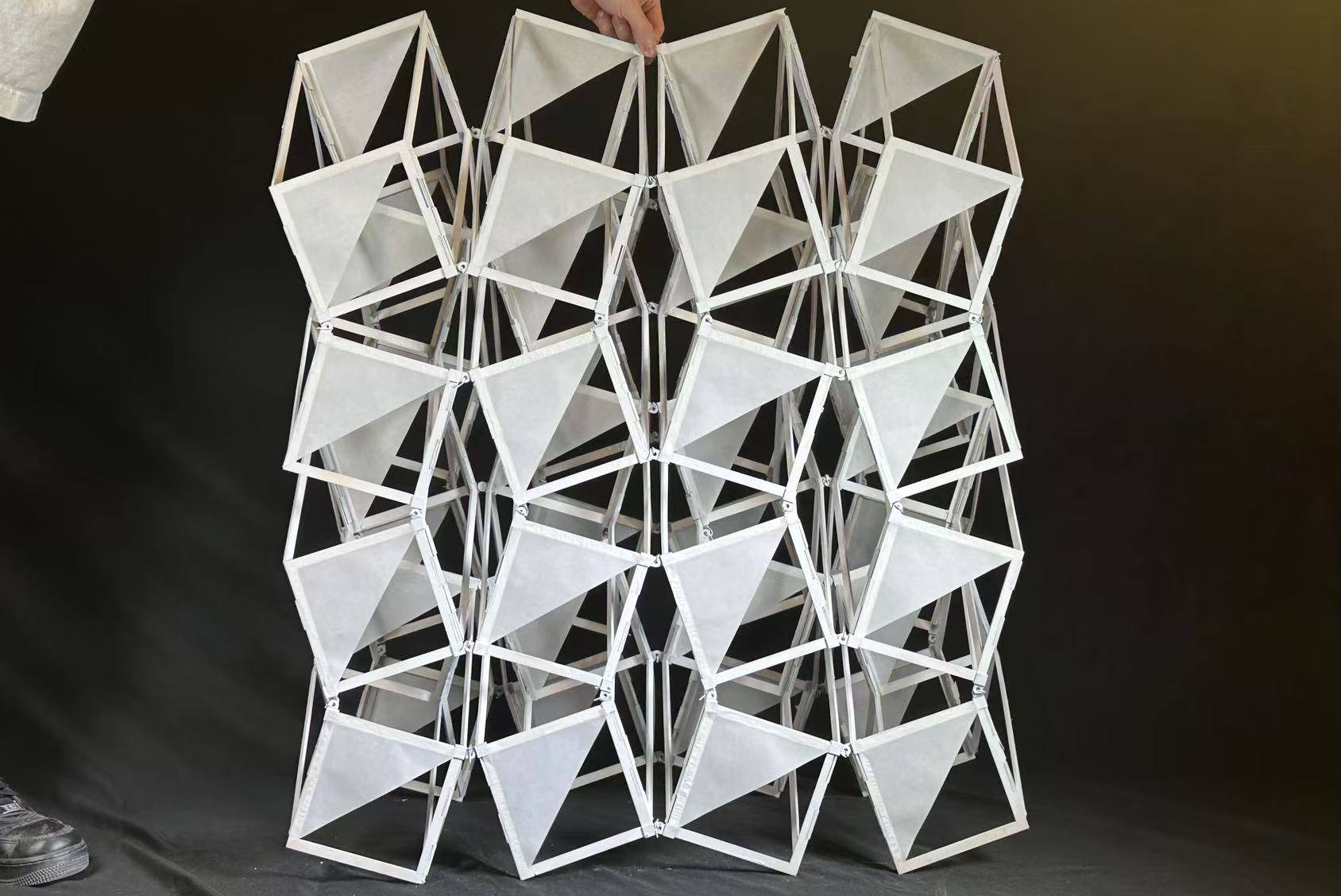 Kiri-tract adaptive facade design by Syracuse University students
