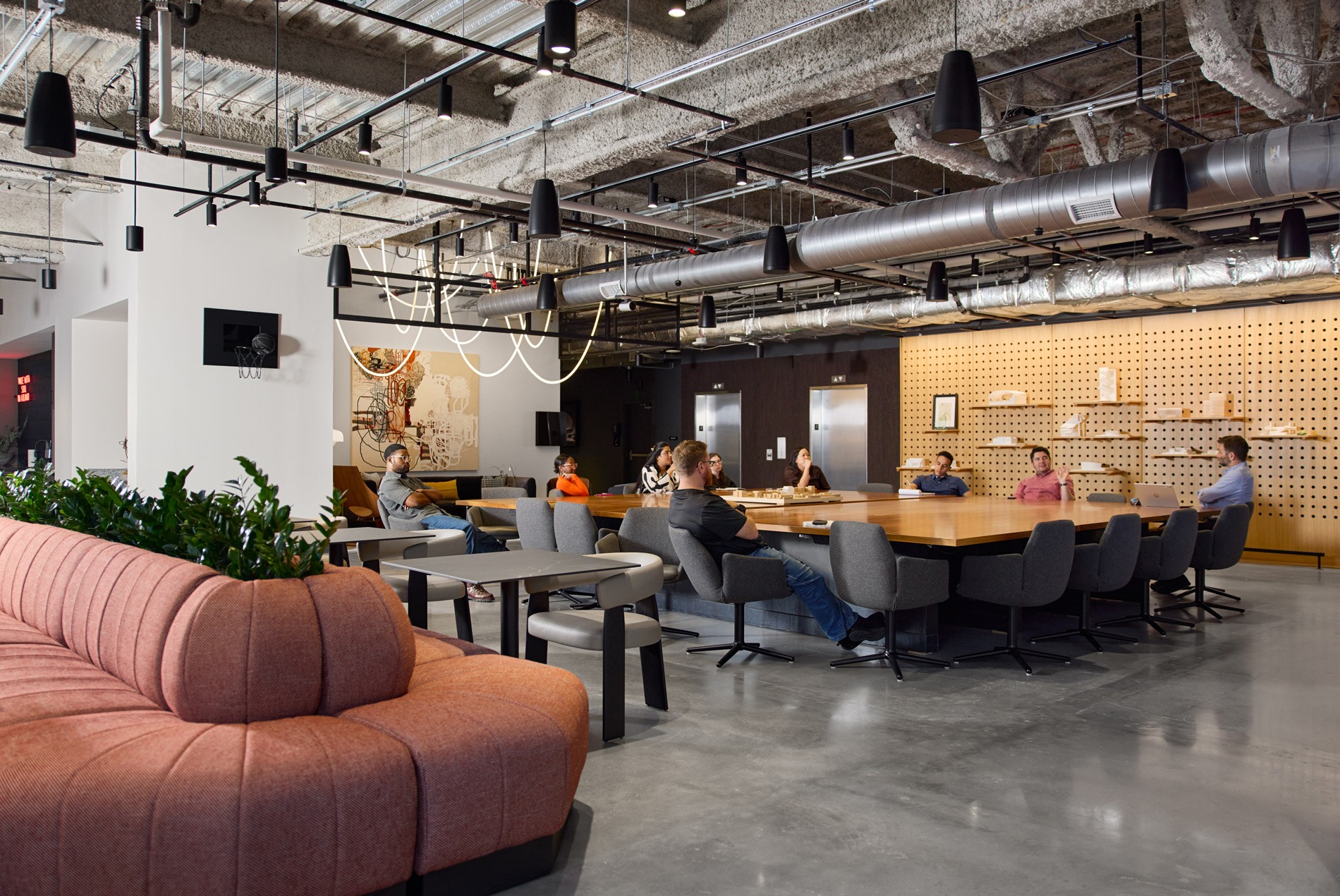 HOK Atlanta studio central hub