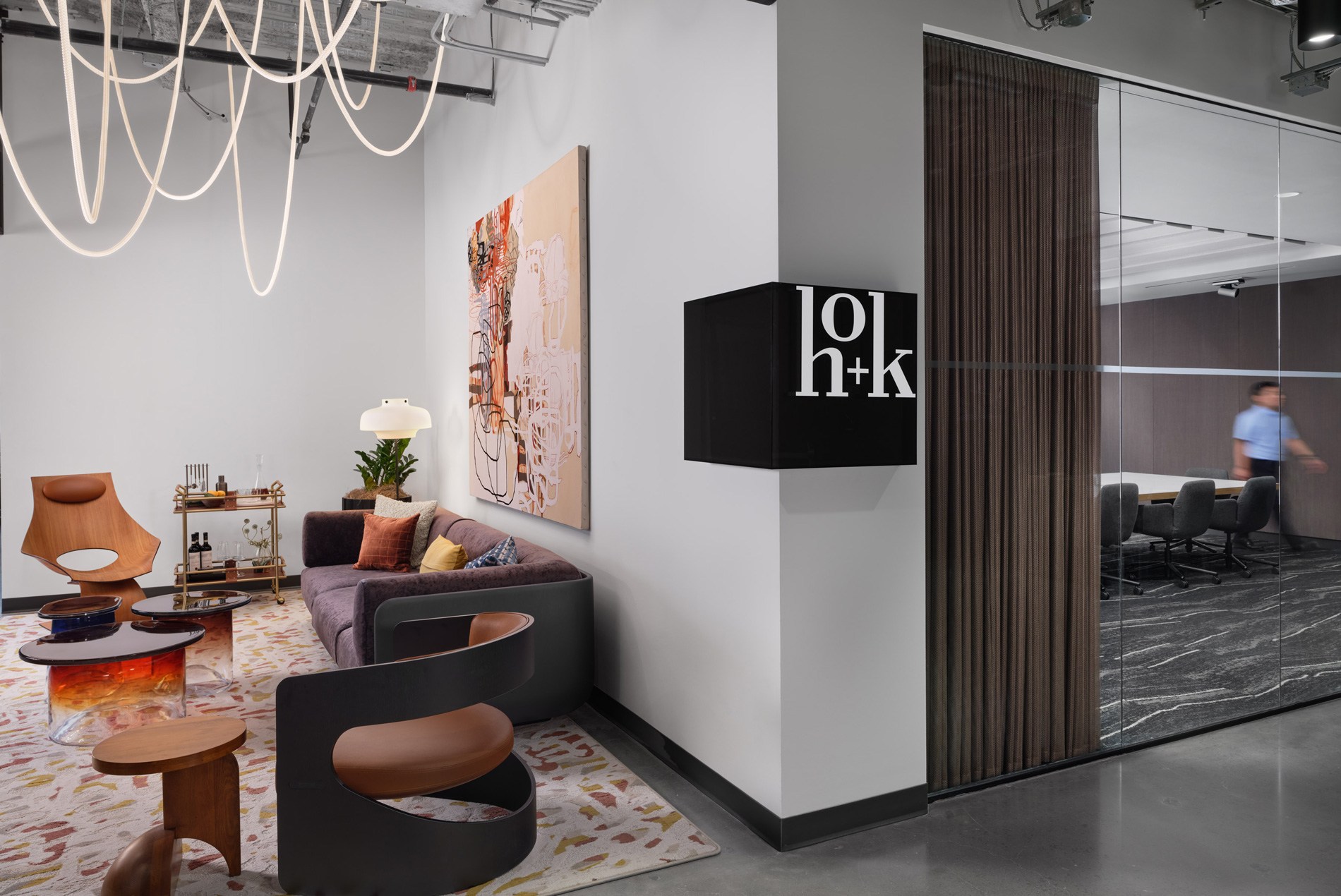 HOK Atlanta studio conference room and lounge space